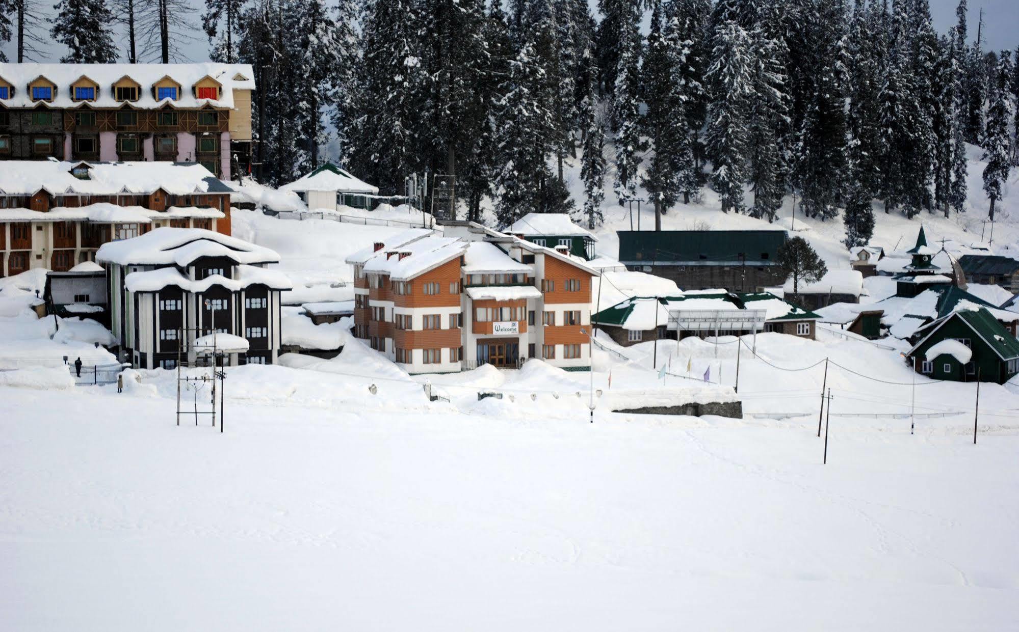 Welcome Hotel Gulmarg Eksteriør bilde