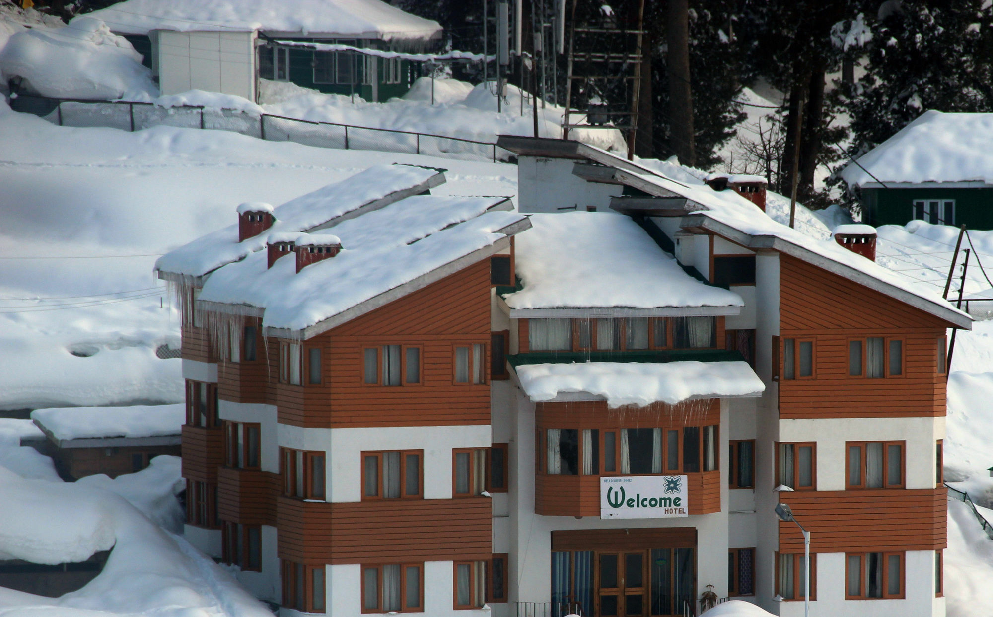 Welcome Hotel Gulmarg Eksteriør bilde